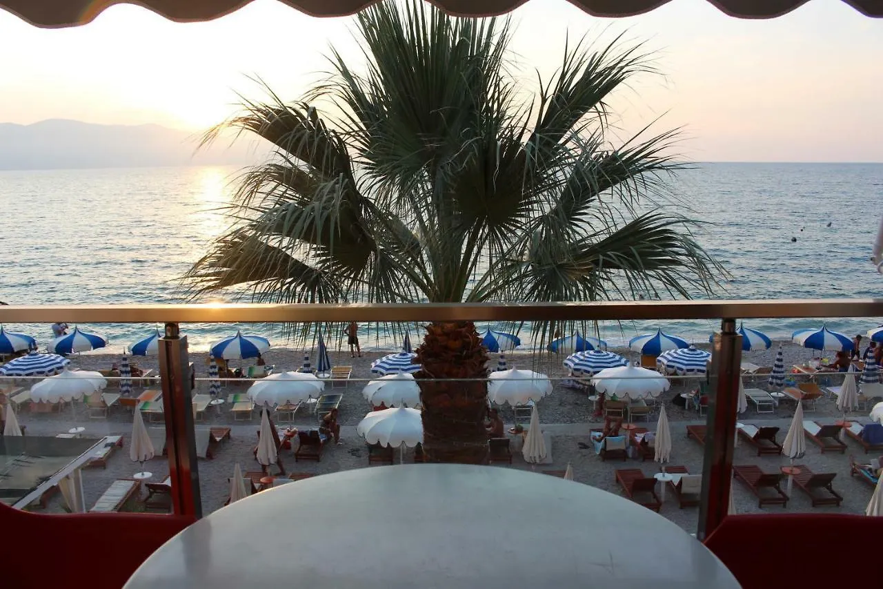Palmanova Beach Mardok Vlorë Kanine