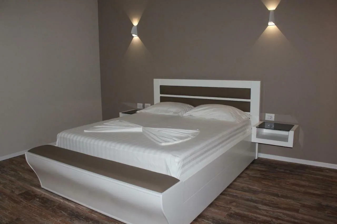 Palmanova Beach Mardok Vlorë Hotel