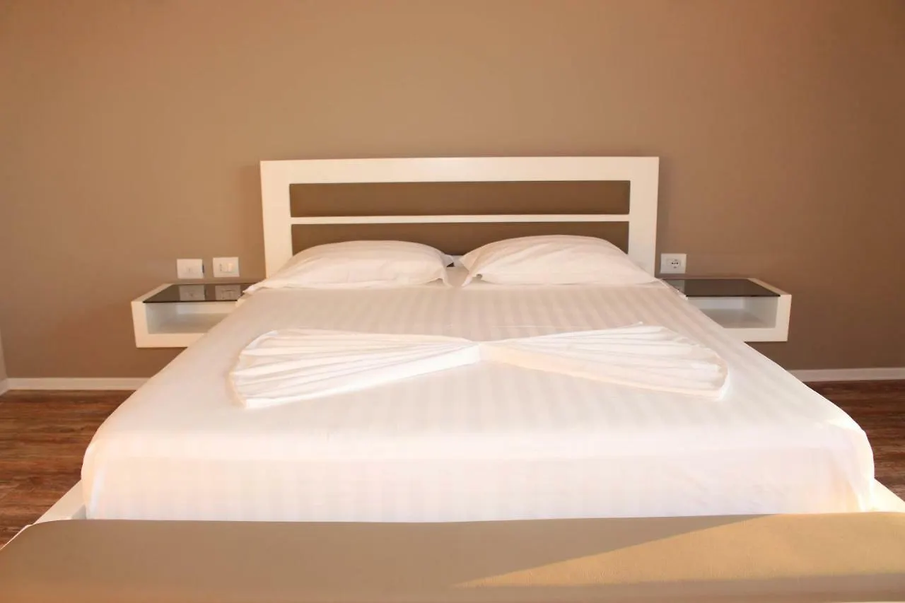 Palmanova Beach Mardok Vlorë Hotel Kanine